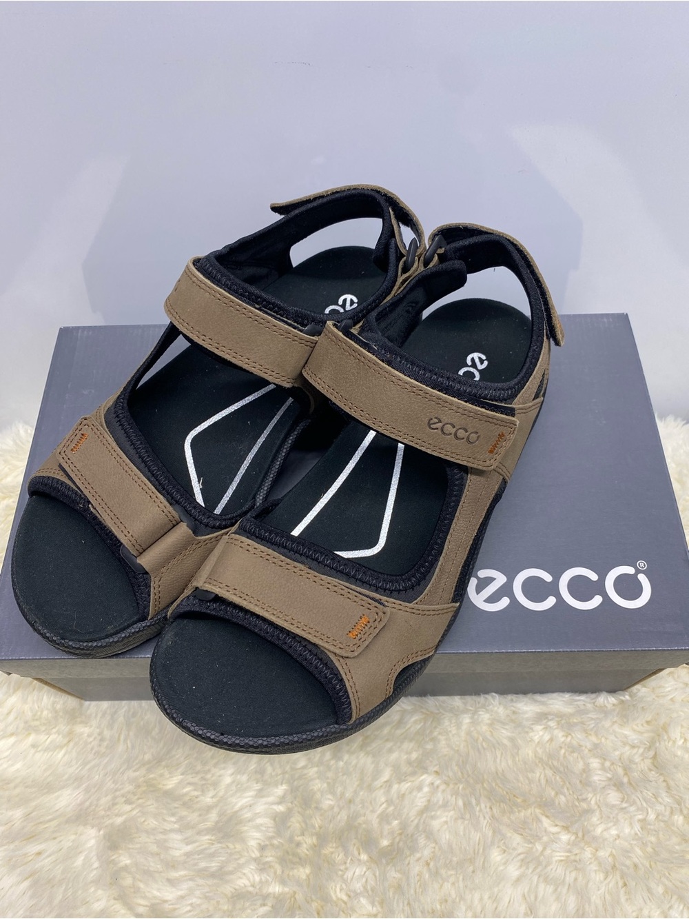 NIB! Ecco 690004 Men's Onroads Strappy Adjustable Brown Sandals Size7-7.5/EU41